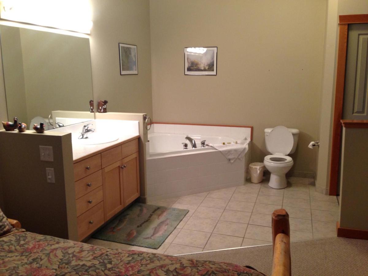 Apartment 405 Bear Creek Crossing Canmore Buitenkant foto